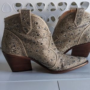 Jessica Simpson Embellished Cowboy boots Size 10M (42 European)